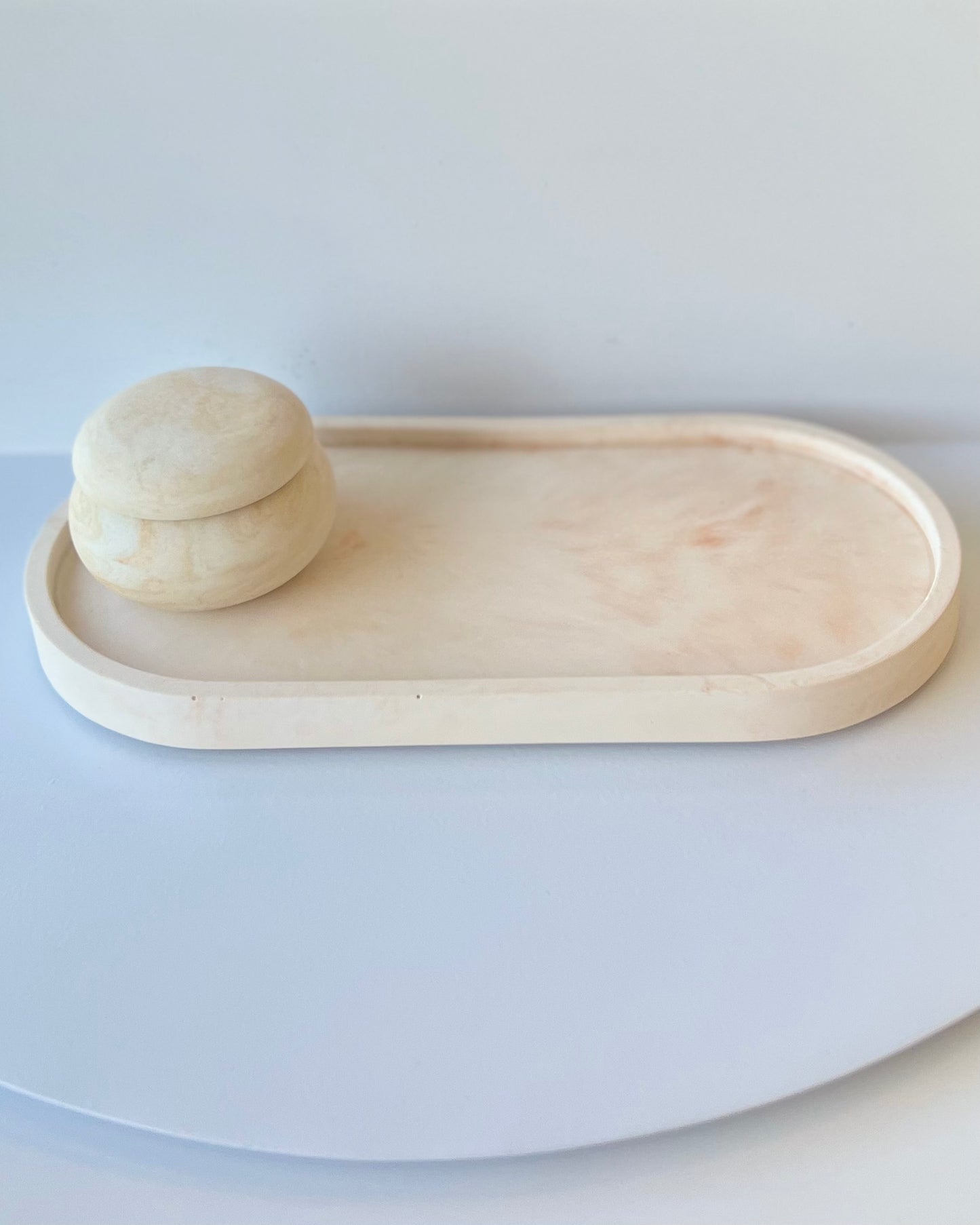 Oval Tray~ Caramel swirl